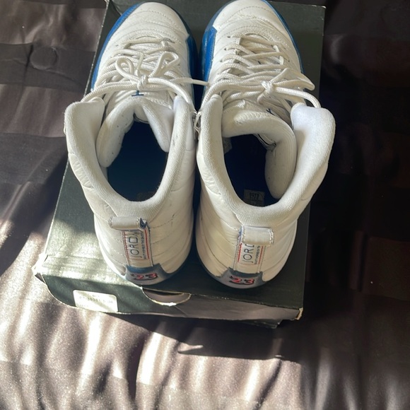 Jordan, retro 12 white/French BL, size 7 - Picture 2 of 4